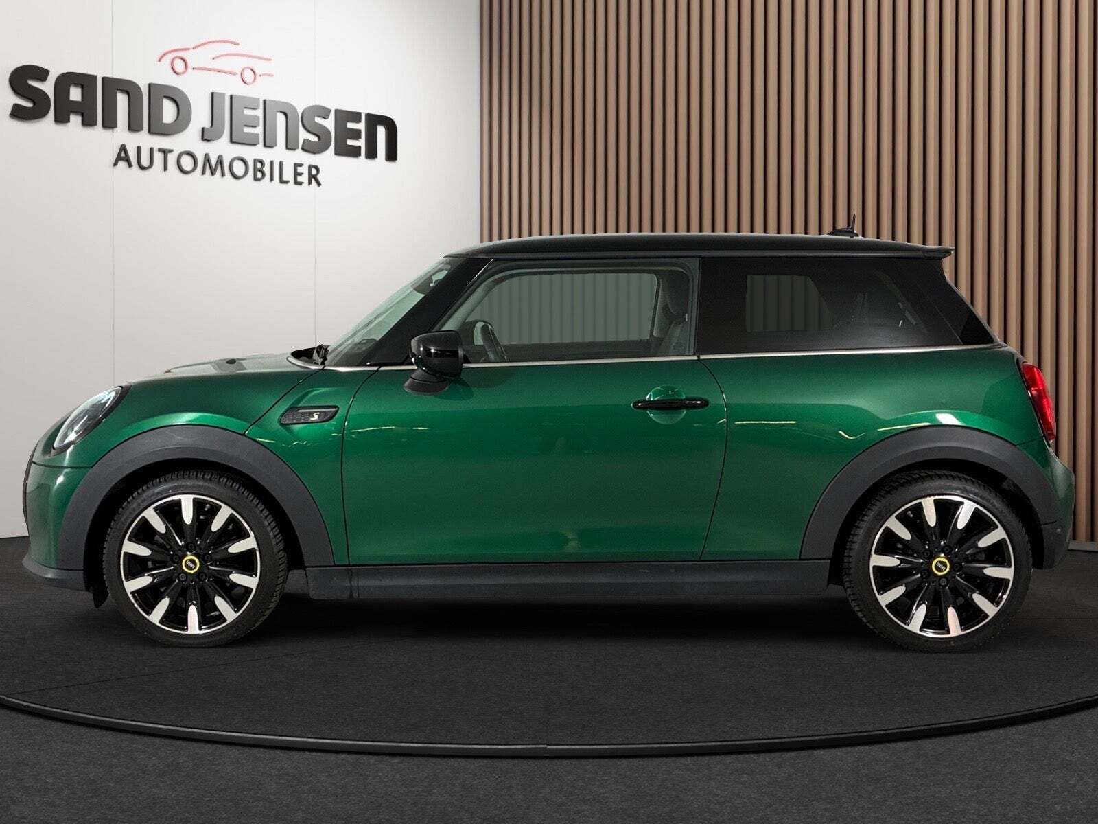 Mini Cooper SE Essential