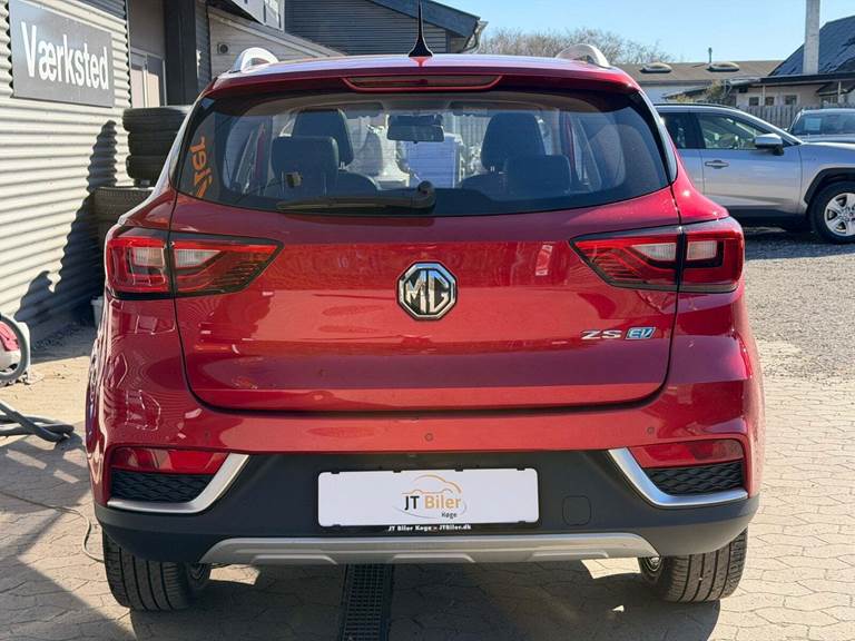 MG ZS EV Luxury