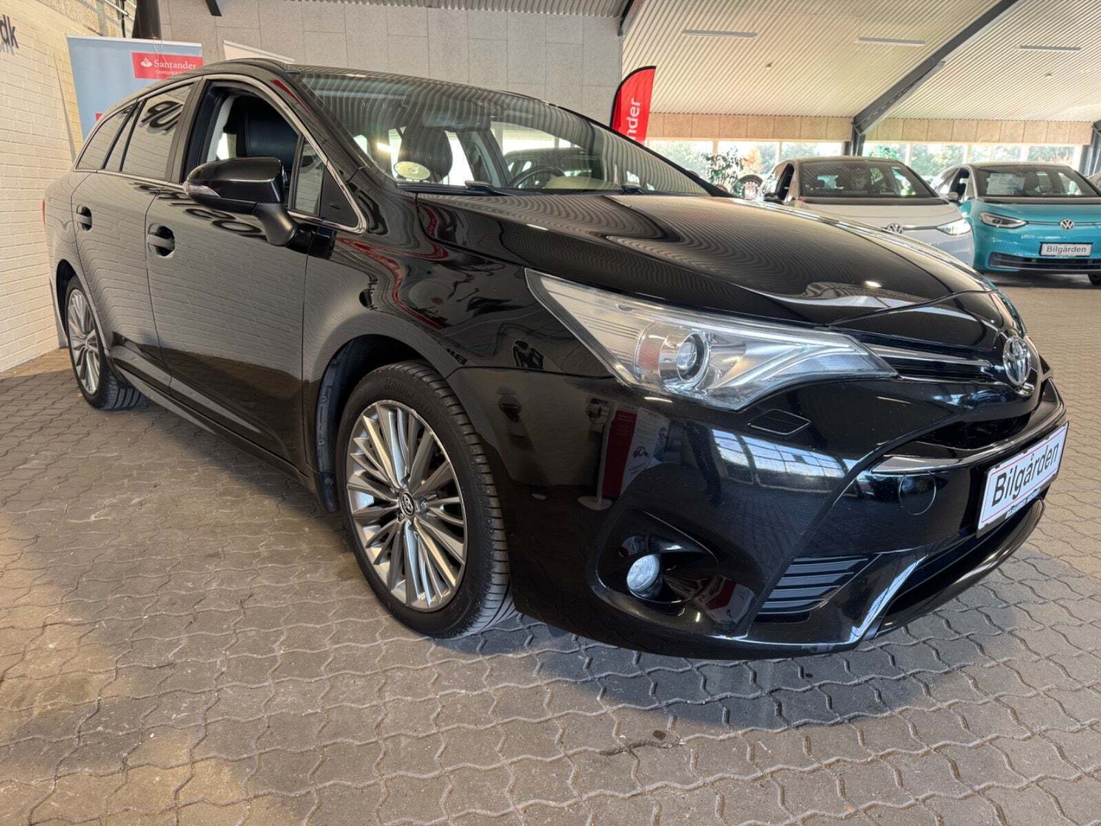 Toyota Avensis 1,8 VVT-i T1 Touring Sports