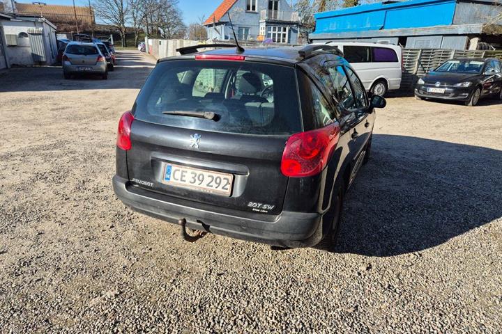 undefined Peugeot 207 fra 2009