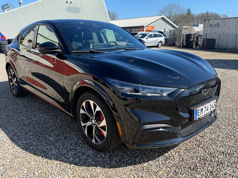 Ford Mustang Mach-E 88 Premium Extended Range