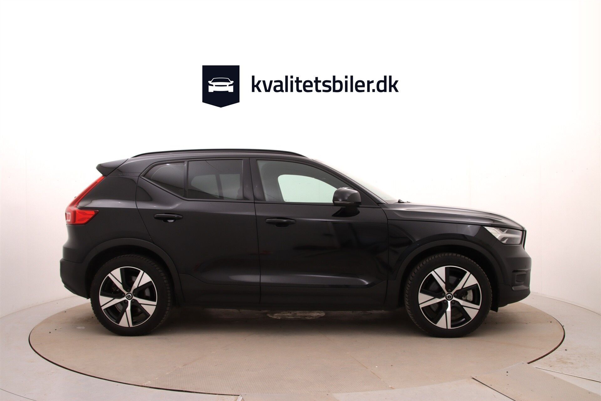 Volvo XC40 P8 Recharge Twin R-design AWD 408HK 5d Aut.