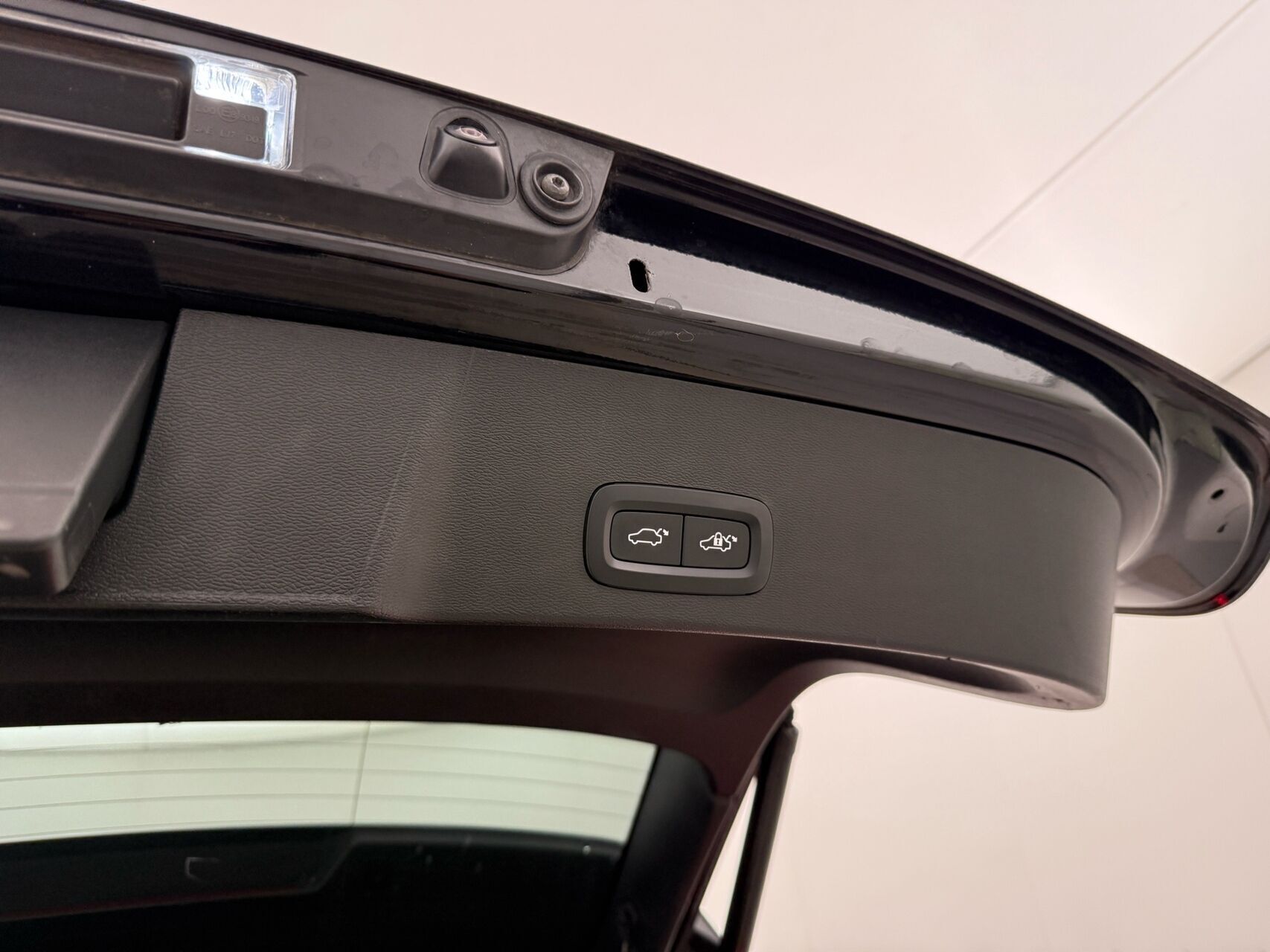 Sort Volvo XC40 fra 2020