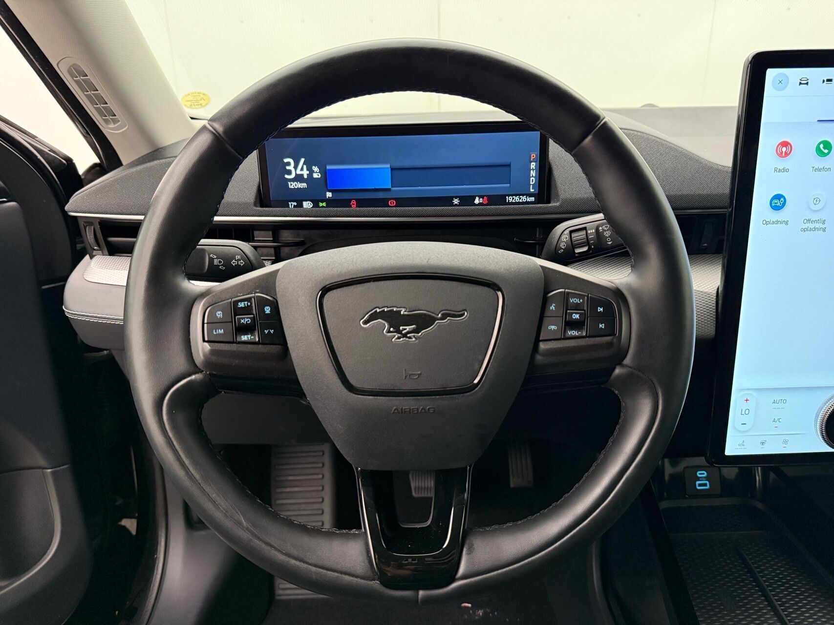 Ford Mustang Mach-E Long Range, 294hp, 2021