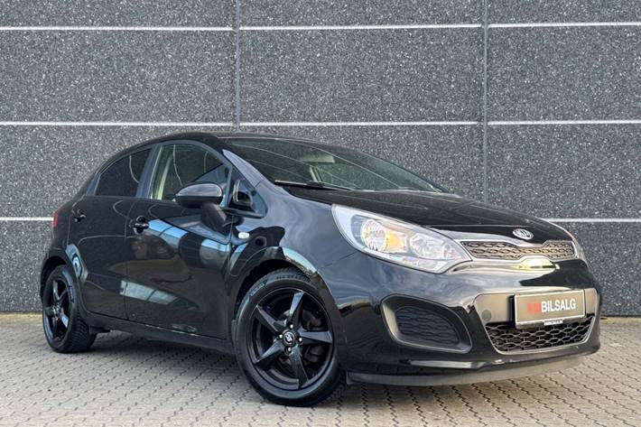 Sort Kia Rio fra 2014