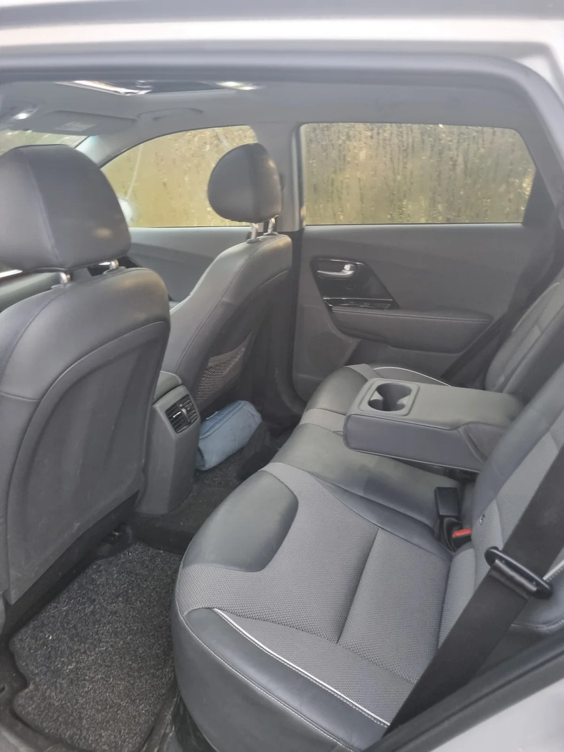 Grå Kia e-Niro fra 2020