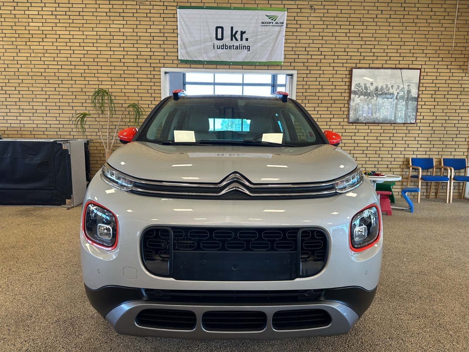 Grå Citroën C3 Aircross fra 2017