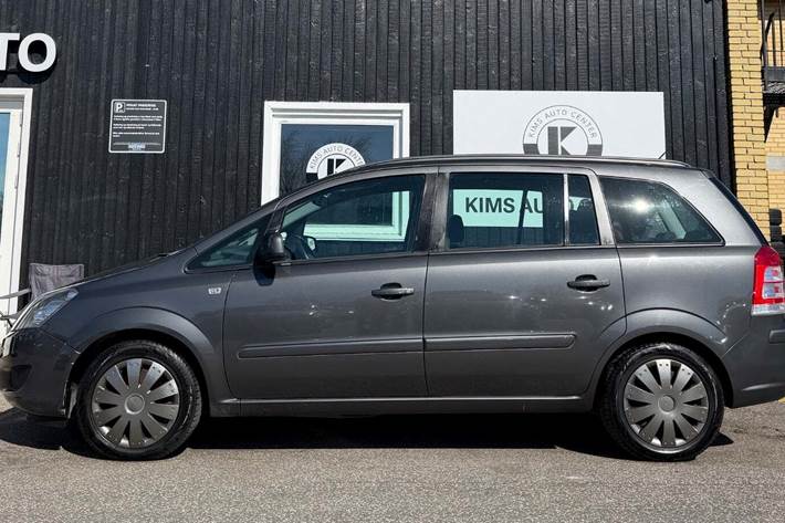undefined Opel Zafira fra 2012