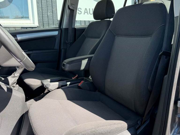 Opel Zafira 1,6 16V Classic