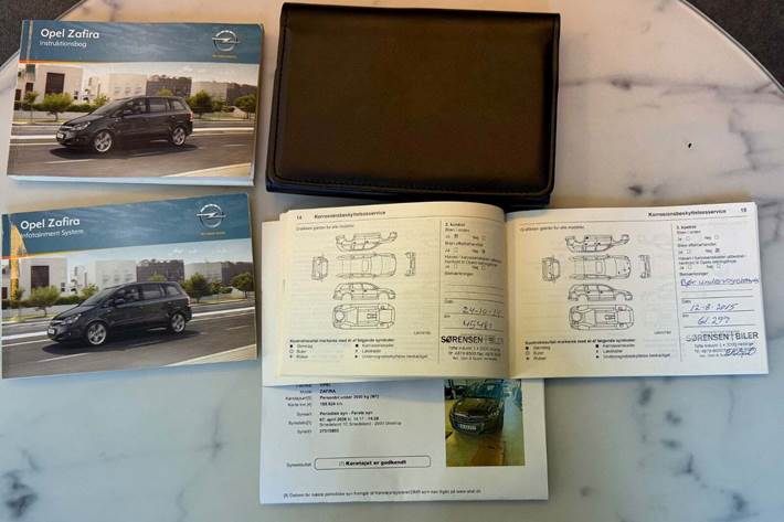 undefined Opel Zafira fra 2012