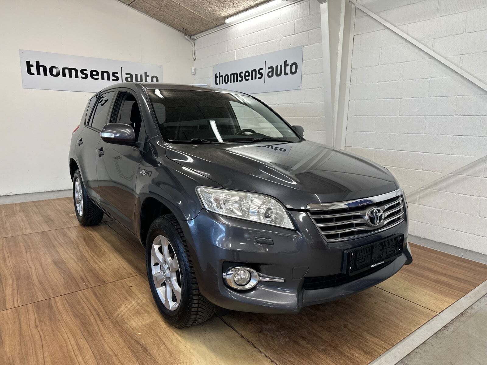 Toyota RAV4 2,2 D-CAT 150 T3 aut. 4x4 Van