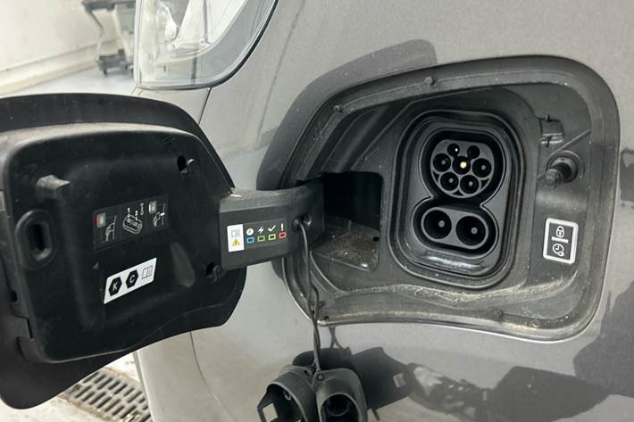 Grå Citroën ë-SpaceTourer fra 2024