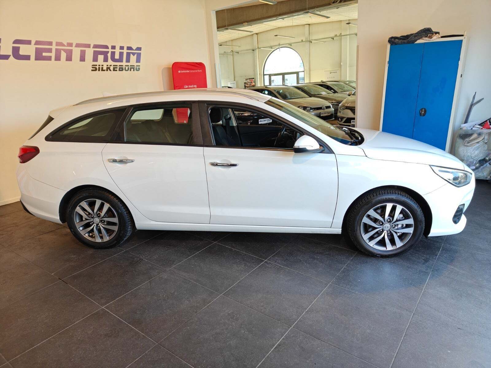 Hvid Hyundai i30 fra 2018