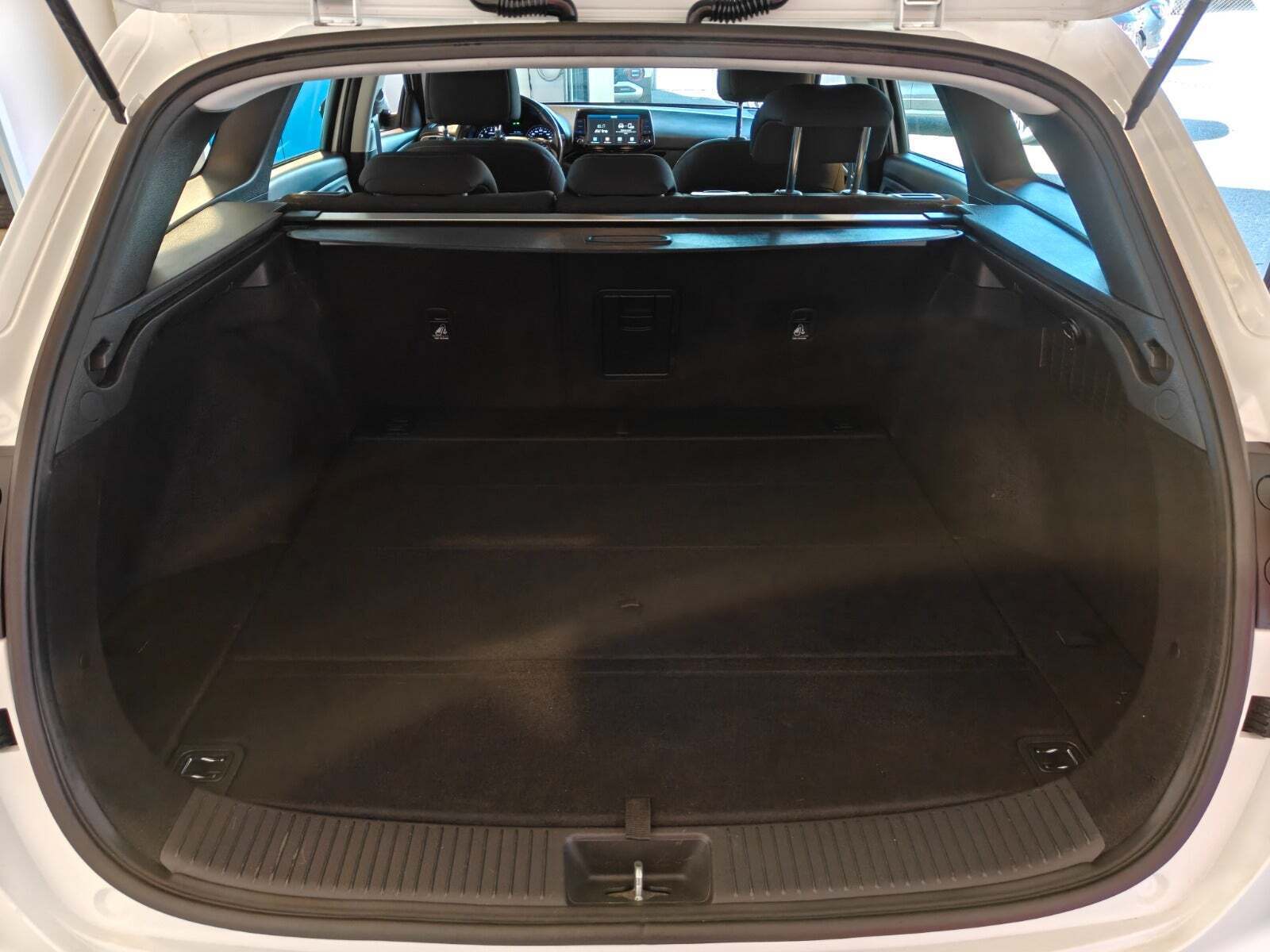 Hvid Hyundai i30 fra 2018