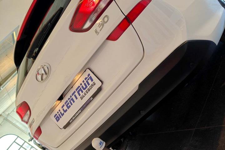 Hvid Hyundai i30 fra 2018
