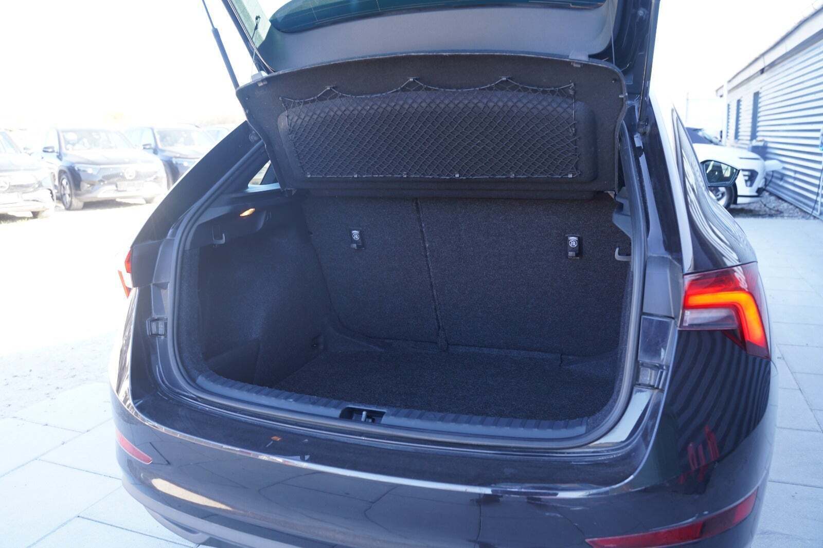 Sort Skoda Scala fra 2021