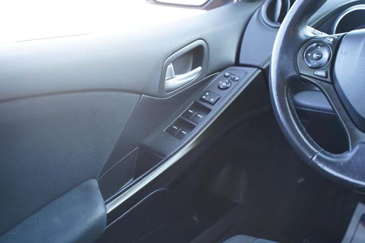 Beige Honda Civic fra 2012