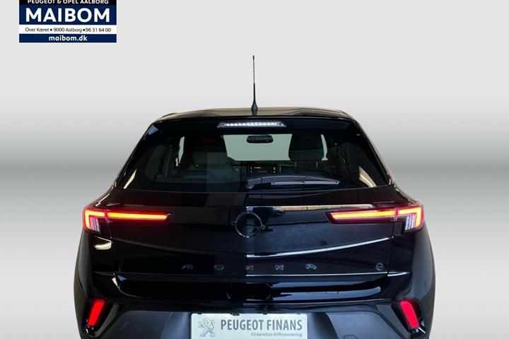 Sort Opel Mokka fra 2023