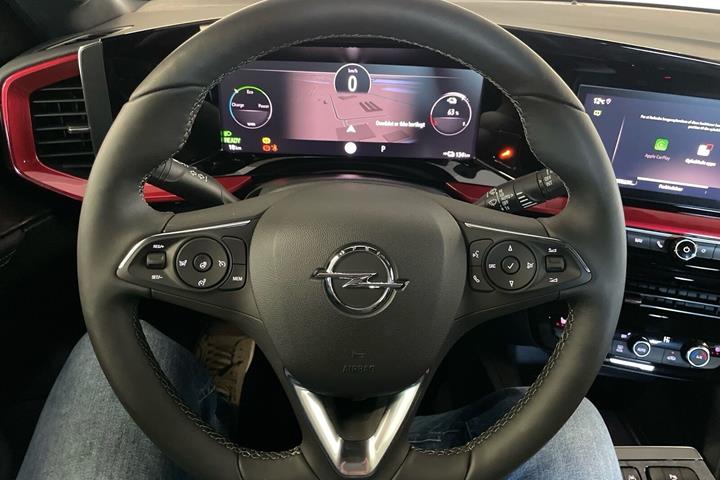 Sort Opel Mokka fra 2023