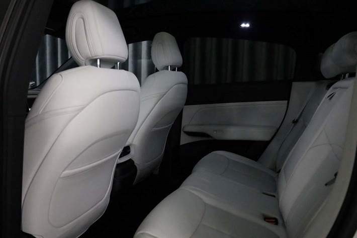 Hvid Xpeng G6 fra 2024