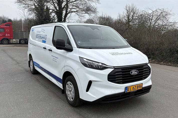 Beige Ford Transit Custom 300 L2 fra 2025