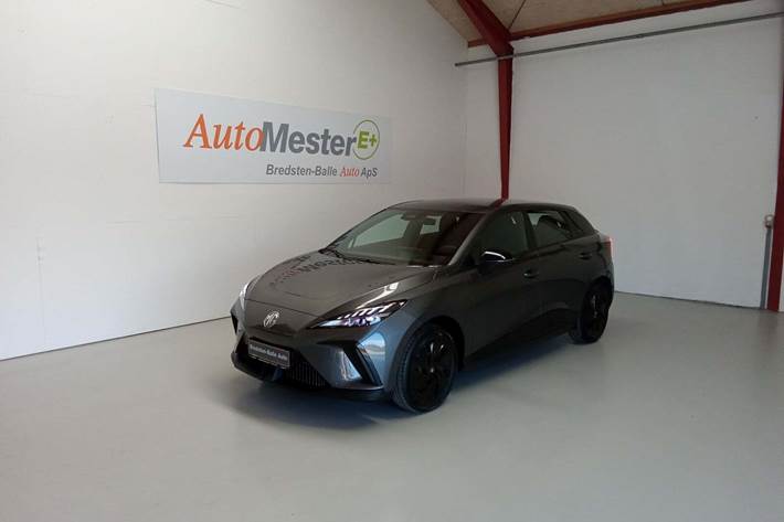 Grå MG 4 fra 2023 set udefra