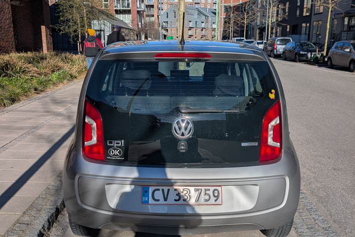 Grå VW UP! fra 2014