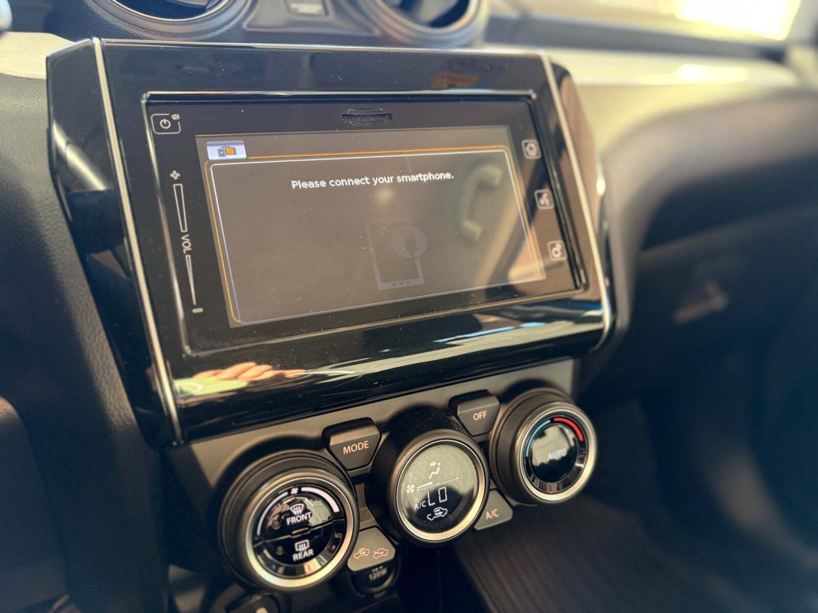 Blå Suzuki Swift fra 2017