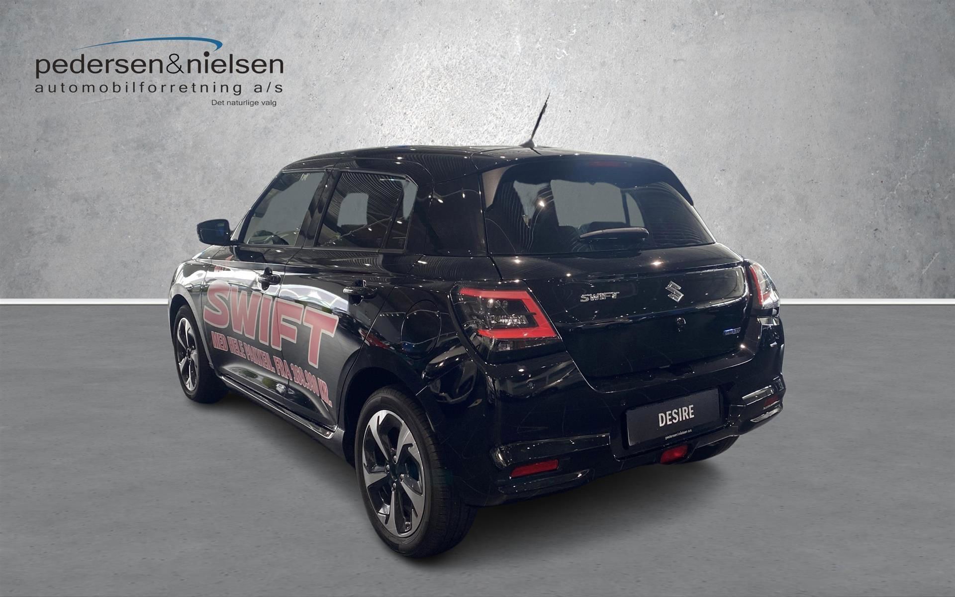 Sort Suzuki Swift fra 2024