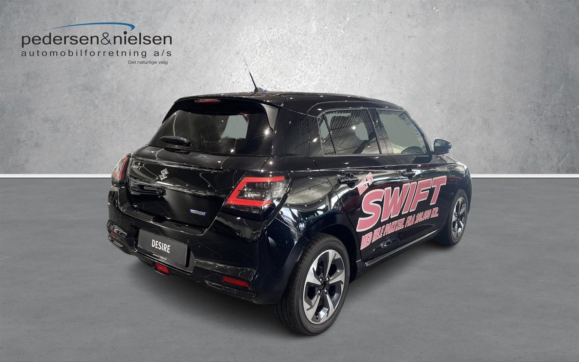 Sort Suzuki Swift fra 2024