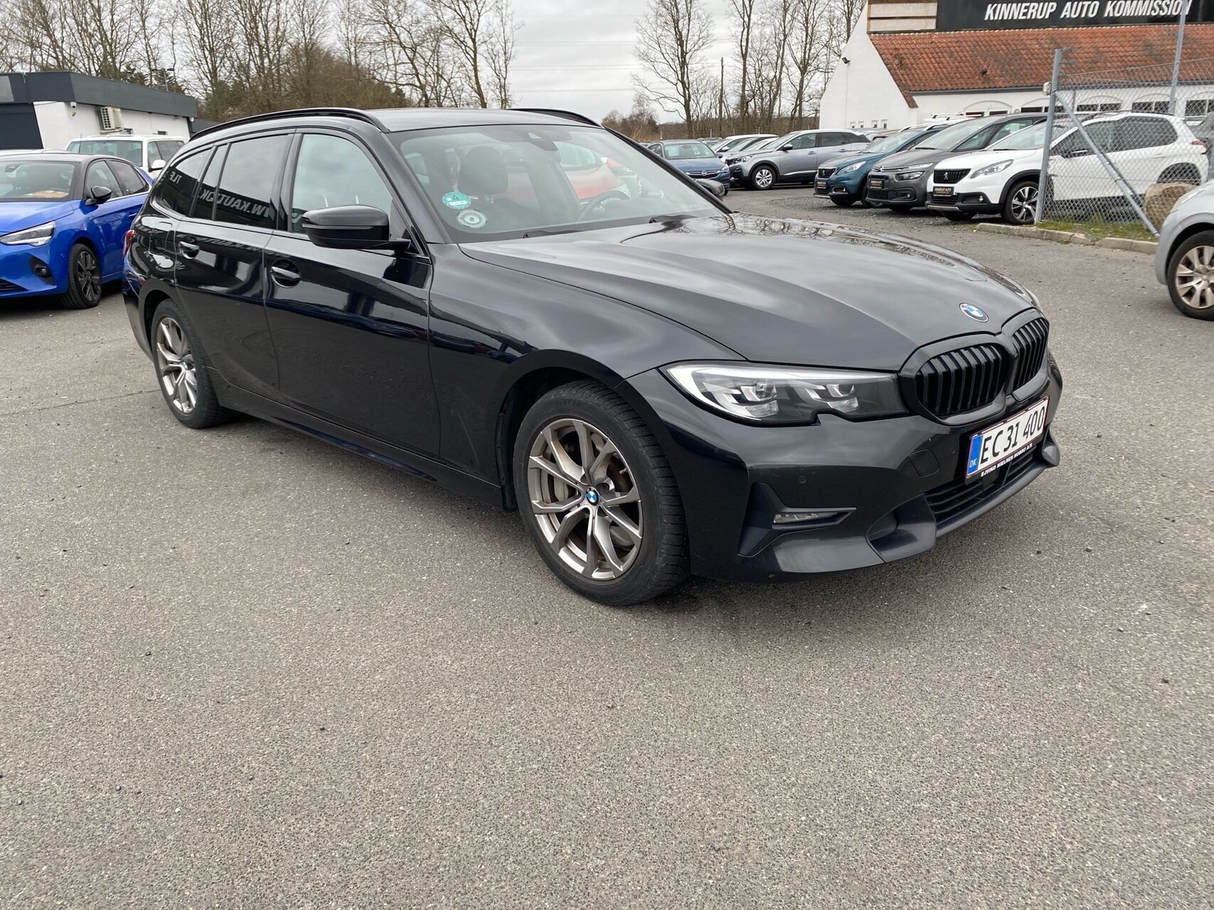 BMW 330e 2,0 Touring Plugin-hybrid Sport Line Steptronic 292HK Stc 8g Aut.