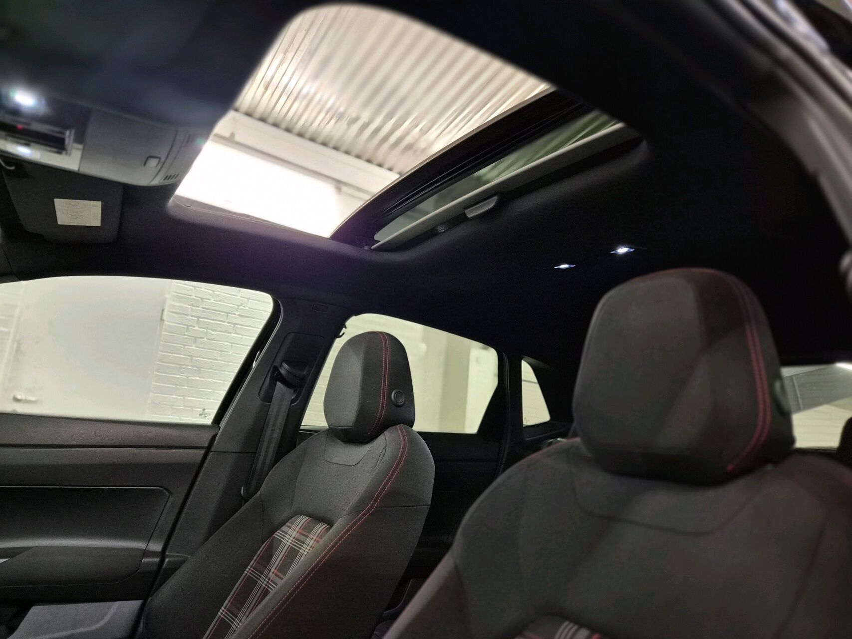 Sort VW Polo fra 2020