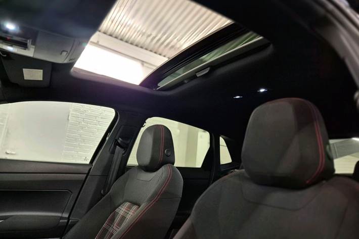 Sort VW Polo fra 2020