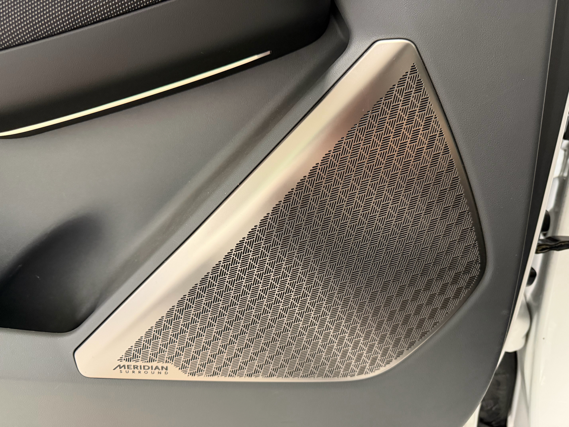 Hvid Kia EV9 fra 2025