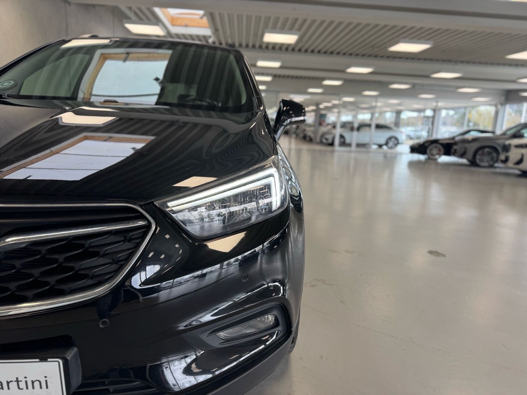 Sort Opel Mokka X fra 2017
