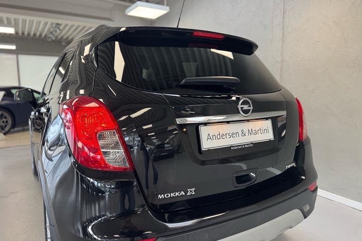 Sort Opel Mokka X fra 2017