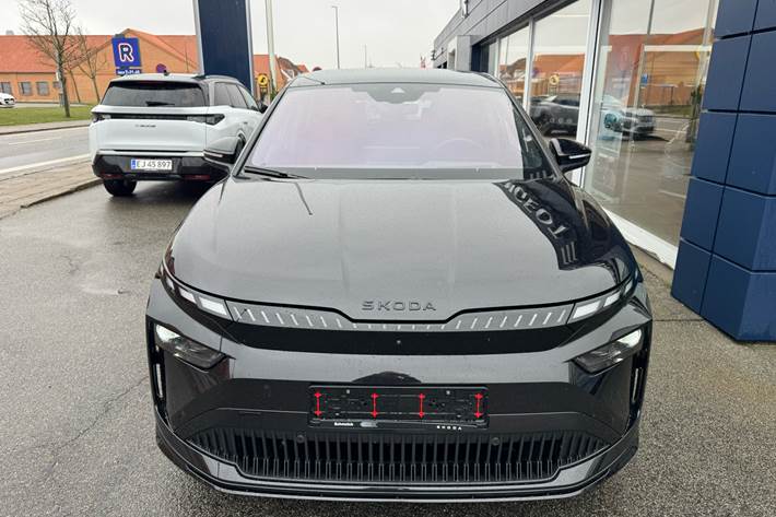 Sort Skoda Enyaq fra 2025