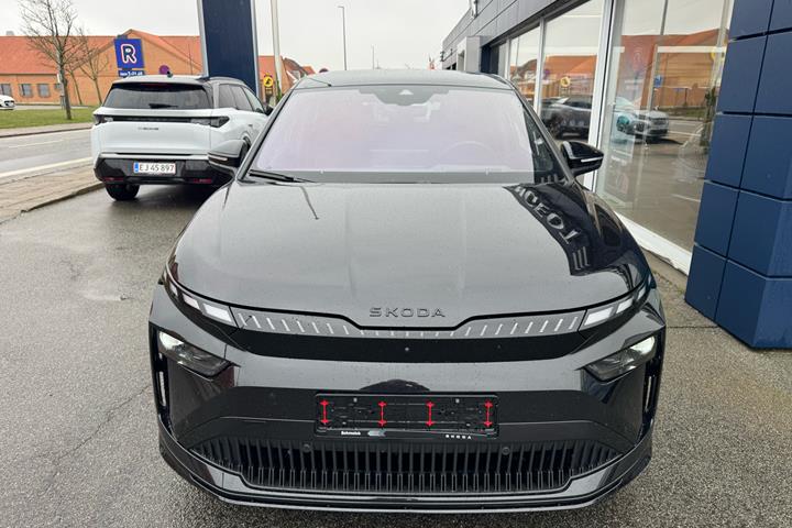 Sort Skoda Enyaq fra 2025