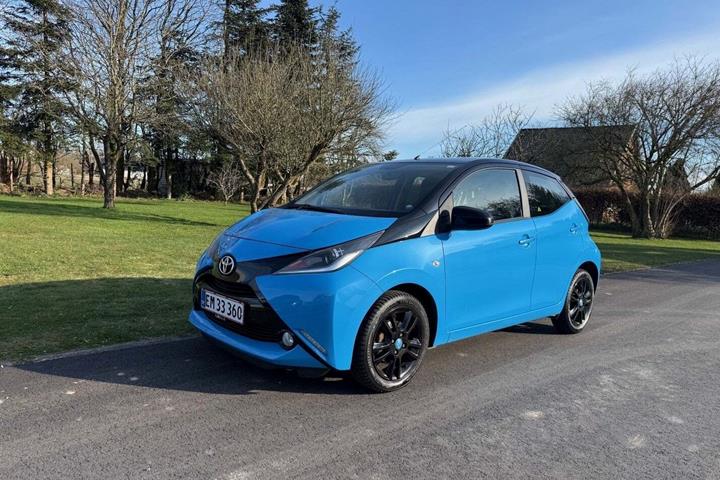 undefined Toyota Aygo fra 2015 set udefra