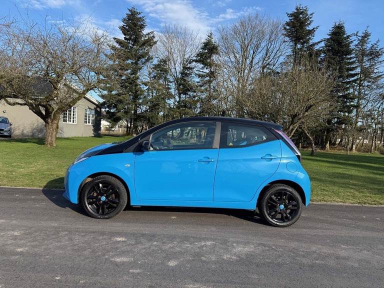 Toyota Aygo 1,0 VVT-i x-play