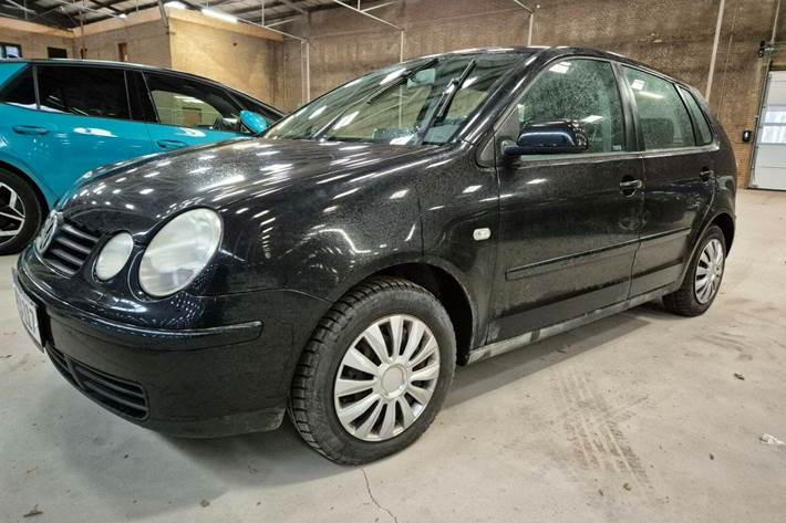 Sort VW Polo fra 2003