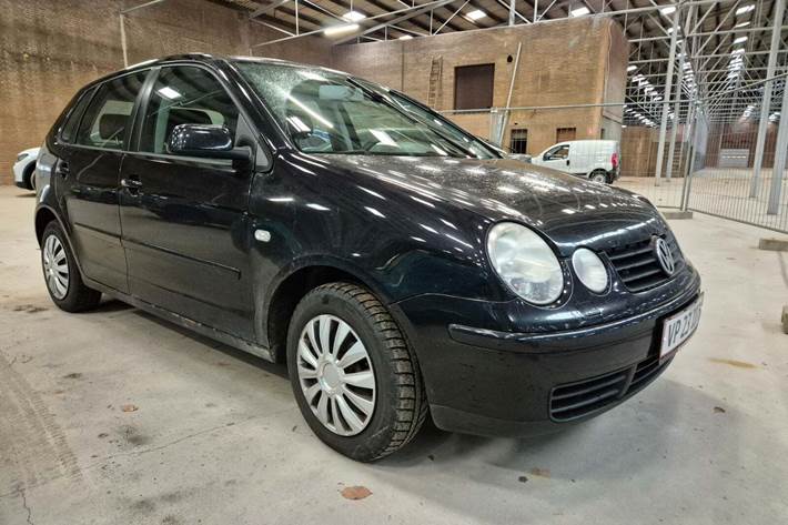 Sort VW Polo fra 2003
