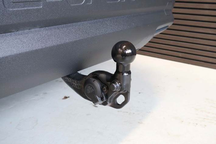 Grå Audi Q4 e-tron fra 2024