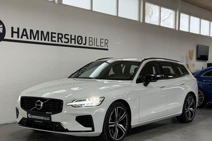 Hvid Volvo V60 fra 2022