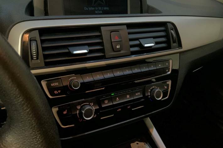 Hvid BMW 118d fra 2018