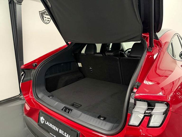 Ford Mustang Mach-E 68 Standard Range