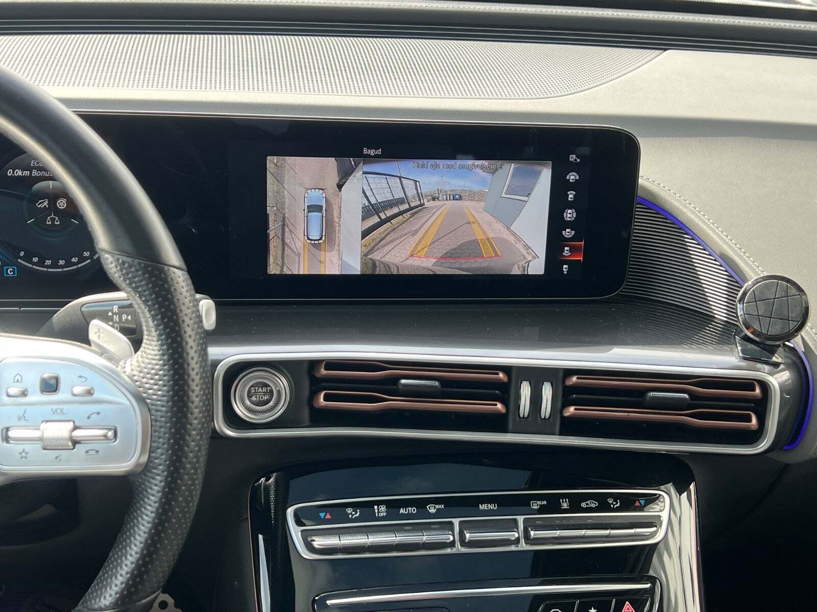 Sort Mercedes EQC400 fra 2021