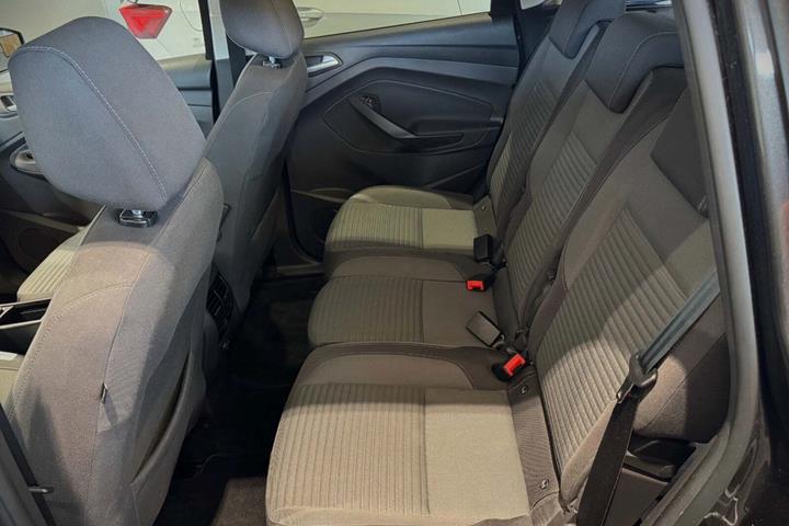 Grå Ford C-MAX fra 2018