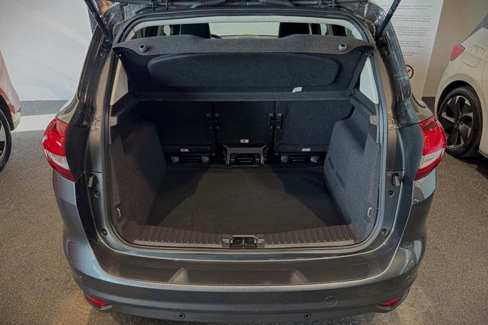 Grå Ford C-MAX fra 2018