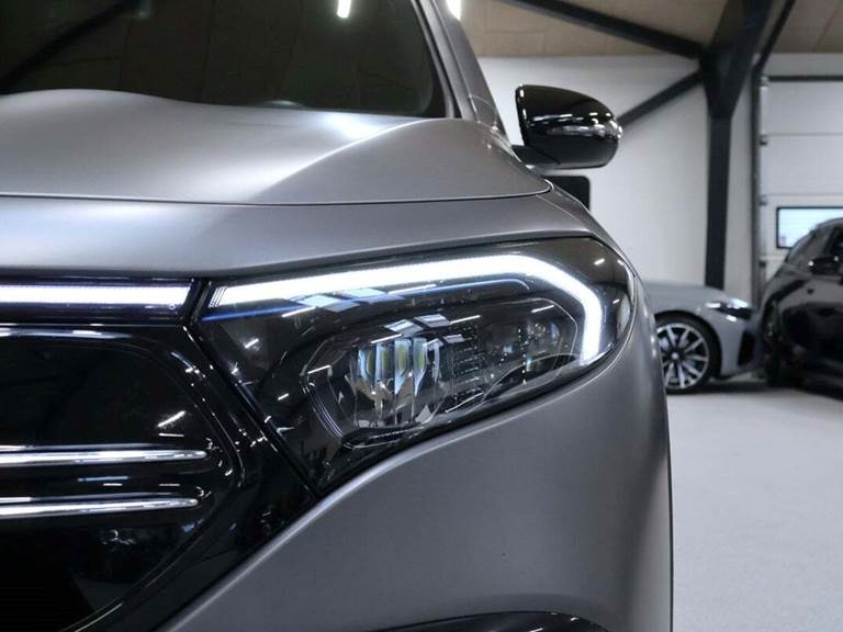 Mercedes EQB250 AMG Line 7prs